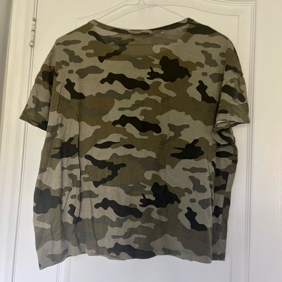 Camo T-Shirt - Picture 2 of 4
